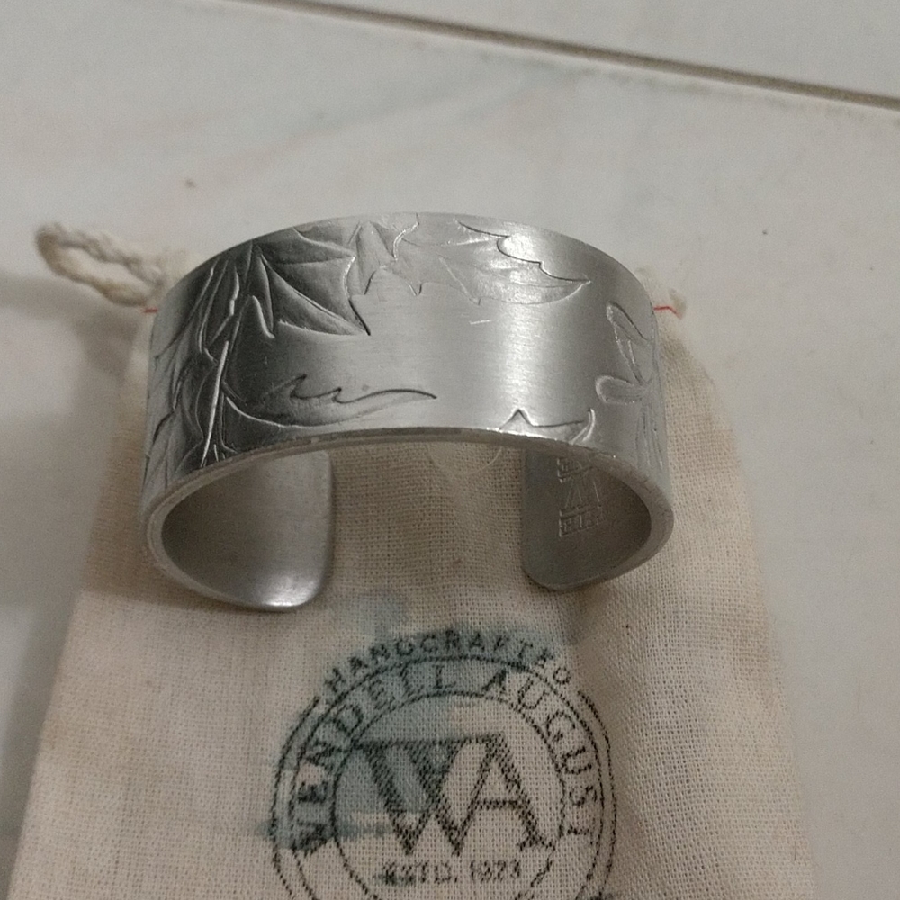 Silver cuff.. very intricate.. sturdy.. beautiful.